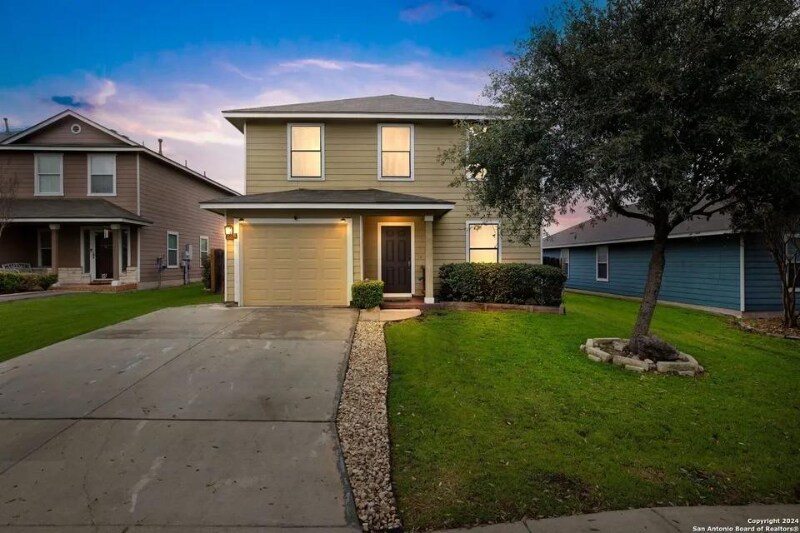 2326 Camberly View in Converse, TX - Building Photo