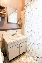 35 Palmer St, Unit L in Waltham, MA - Foto de edificio - Building Photo