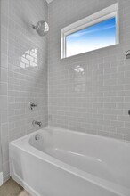 10182 Crystal Isle Cir in Sarasota, FL - Foto de edificio - Building Photo