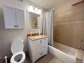 4383 Callan Blvd in Daly City, CA - Building Photo - Building Photo