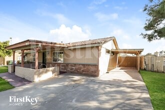 13249 N 14th Dr, Unit 1 in Phoenix, AZ - Building Photo - Building Photo