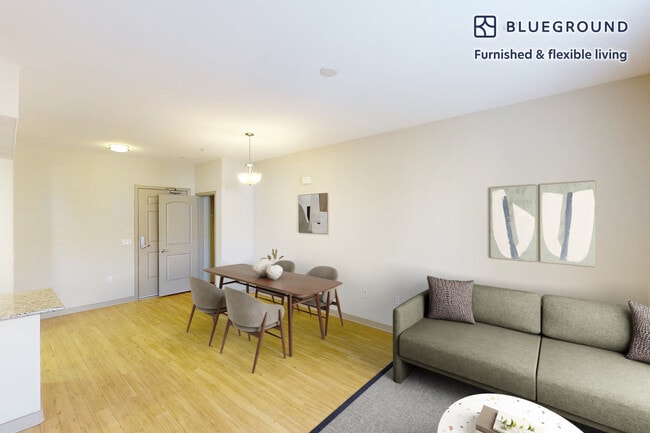 205 N San Dimas Canyon Rd in San Dimas, CA - Building Photo - Building Photo