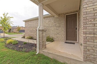 608 Benton Ln in Georgetown, TX - Building Photo - Building Photo