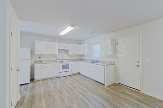 137 Shamrock Dr SW in Sunset Beach, NC - Building Photo - Building Photo