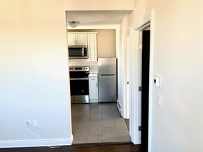 34 Belmont Ave, Unit 5 in Garfield, NJ - Foto de edificio - Building Photo