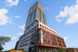 39 Mary St in Barrie, ON - Building Photo