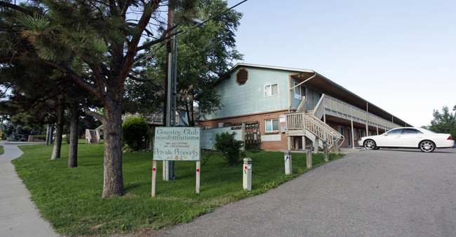 Country Club Condominiums in Lakewood, CO - Building Photo - Building Photo