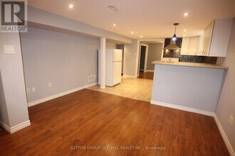 39 Risdon Ct in Toronto, ON - Building Photo - Building Photo