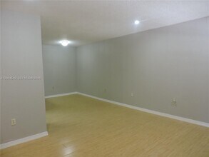 12960 SW 66th Ln in Miami, FL - Building Photo - Building Photo