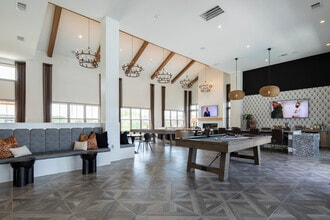 Laurel at Dry Creek in Huntsville, AL - Foto de edificio - Interior Photo