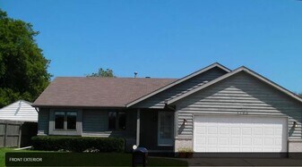 1763 22nd Ave in Kenosha, WI - Building Photo