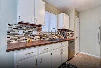 508 Edwards Dr in Round Rock, TX - Building Photo - Building Photo