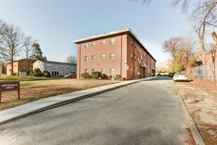 3916 Chamberlayne Ave, Unit 4A in Richmond, VA - Building Photo