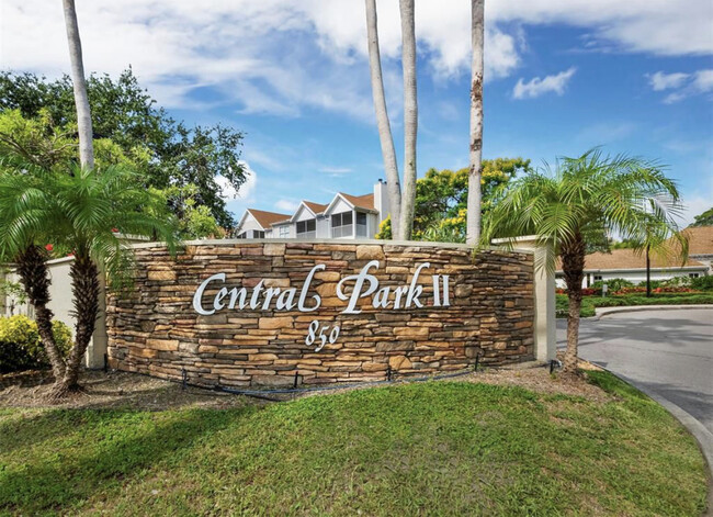 850 S Tamiami Trl, Unit 328 in Sarasota, FL - Building Photo - Building Photo