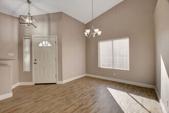 852 Coastal Beach Rd in Henderson, NV - Building Photo - Building Photo