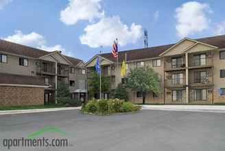 Tralee Terrace in Coon Rapids, MN - Building Photo - Building Photo