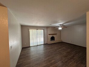 2621 N Grant Ave in Bethany, OK - Foto de edificio - Building Photo