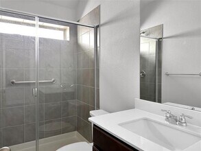 3828 PEARLWOOD Rd in Little Elm, TX - Building Photo - Building Photo