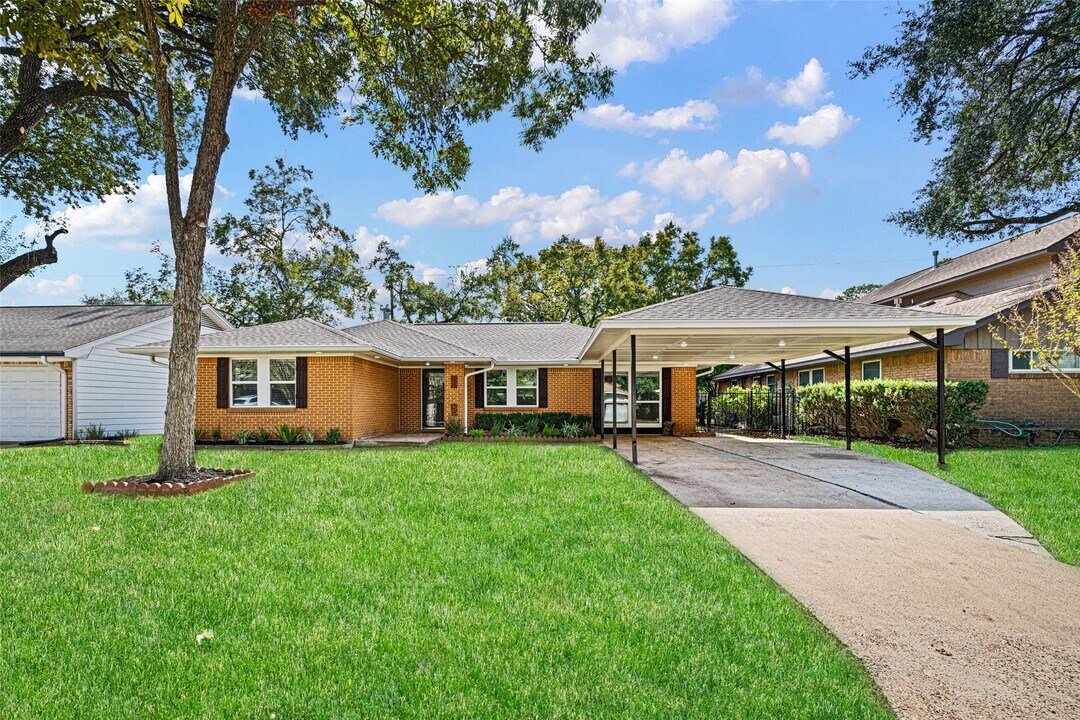 855 Judiway St in Houston, TX - Building Photo