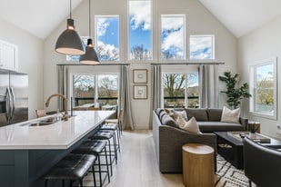 104 Remi Ln in Asheville, NC - Building Photo