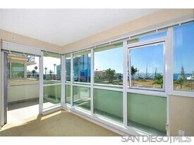 1431 Pacific Hwy, Unit 414 in San Diego, CA - Building Photo
