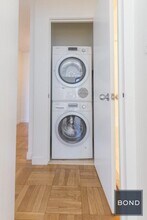 145 4th Ave in New York, NY - Building Photo - Building Photo