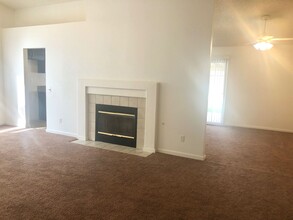 2051 Candice Ave in Rosamond, CA - Building Photo - Building Photo