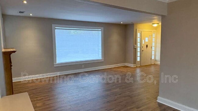 328 E Thompson Ln in Nashville, TN - Building Photo - Building Photo