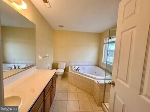 26 Glacier Dr in Berlin, NJ - Building Photo - Building Photo