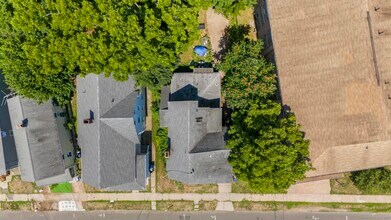 327 Center St in West Haven, CT - Building Photo - Building Photo