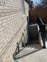 3194 World Series Ct in Mississauga, ON - Building Photo - Building Photo