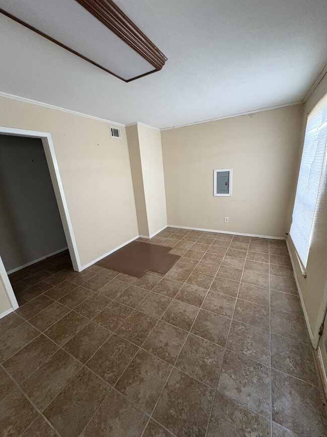 2926 Nall St in Port Neches, TX - Building Photo - Building Photo