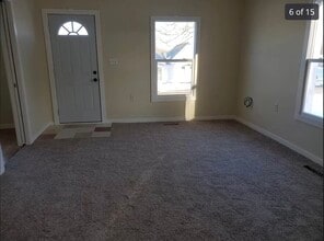 114 S Oak St in West Union, IA - Building Photo - Building Photo