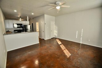 215 Price Ln in Weatherford, TX - Building Photo - Building Photo