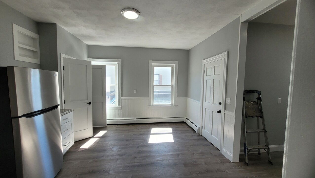 25 Piedmont St in Providence, RI - Building Photo
