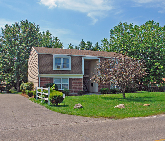 1395-1419 E Market St in Germantown, OH - Foto de edificio - Building Photo