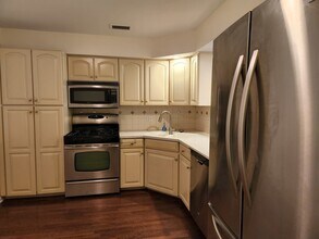 110 S DUNTON Ave-Unit -2K in Arlington Heights, IL - Foto de edificio - Building Photo