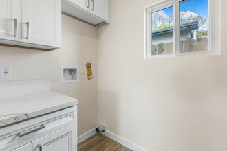 2217 Columbia St in San Diego, CA - Building Photo - Building Photo