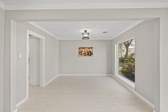 10811 Tupper Lake Dr in Houston, TX - Building Photo - Building Photo