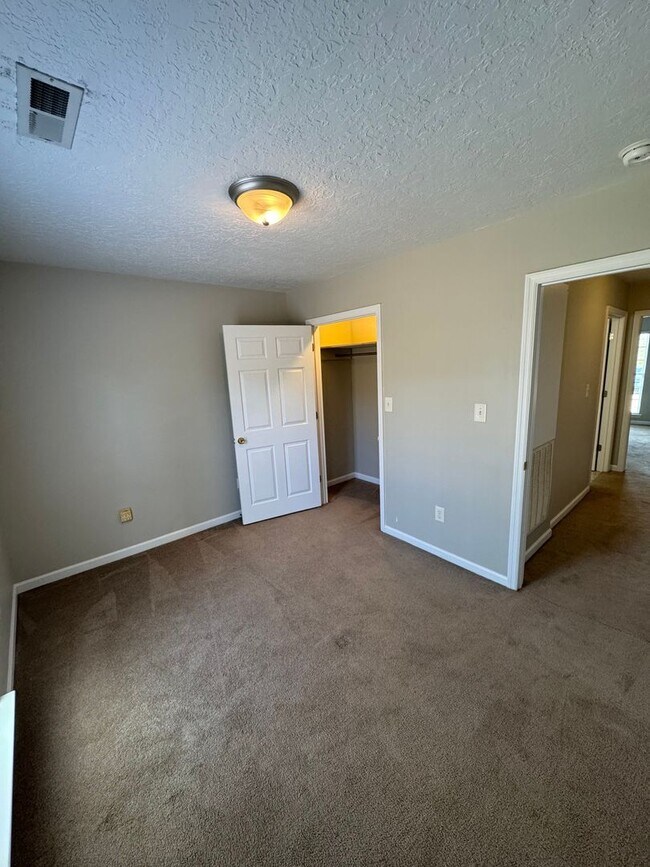 59 Cooper Cir in Anniston, AL - Building Photo - Building Photo