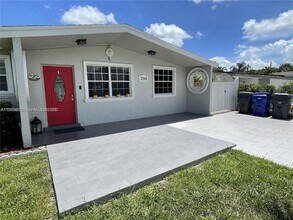 7150 Coolidge St in Hollywood, FL - Building Photo - Building Photo