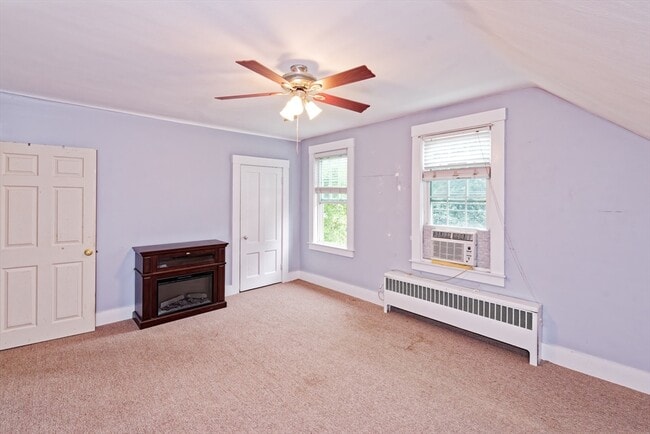 336 Bishop St in Framingham, MA - Foto de edificio - Building Photo