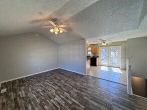 12 SE 190 Rd in Warrensburg, MO - Building Photo - Building Photo