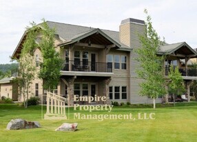 502 Guthrie Place in Dover, ID - Building Photo