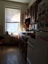 92 Maple St in Malden, MA - Building Photo - Building Photo