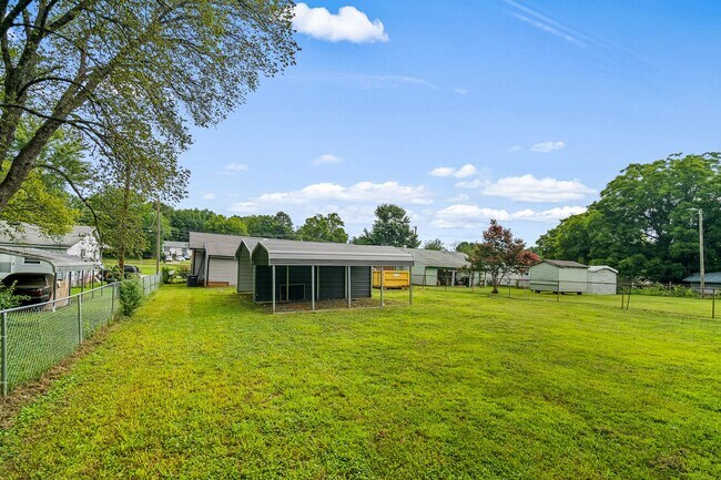 property at 1020 Walnut St