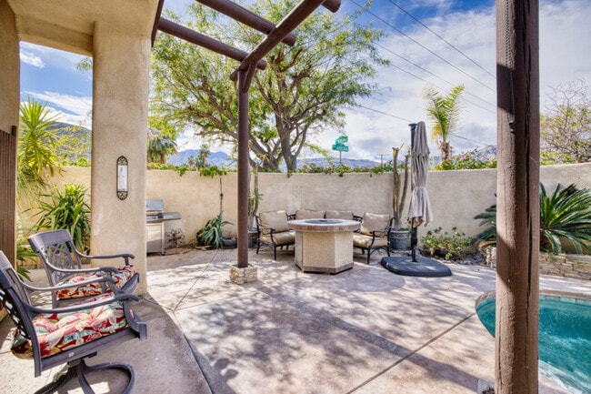 53740 Avenida Navarro in La Quinta, CA - Building Photo - Building Photo
