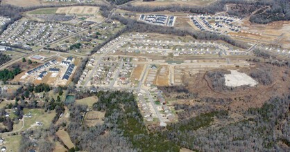 Brandon Woods in Spring Hill, TN - Building Photo - Building Photo