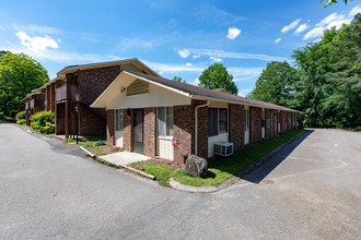 414 Raynor St in Durham, NC - Building Photo - Building Photo