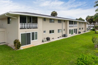 The Fairways II in Lehigh Acres, FL - Building Photo - Building Photo